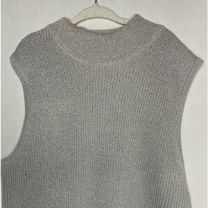Laura Scott sleeveless sweater